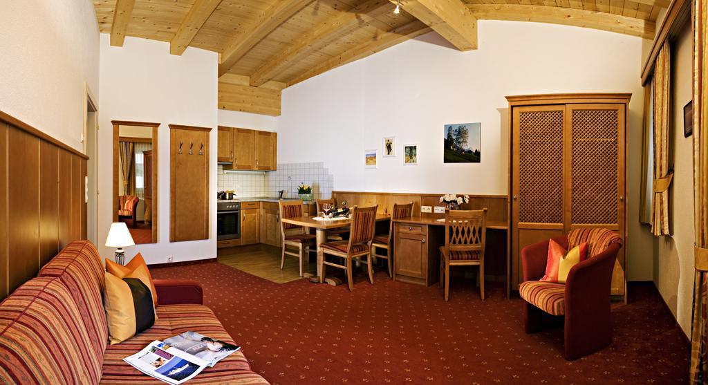 Apart Hotel Garni Strasser Zell am Ziller Zewnętrze zdjęcie