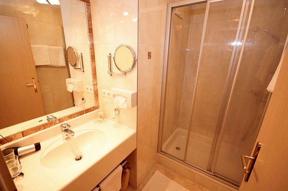 Apart Hotel Garni Strasser Zell am Ziller Zewnętrze zdjęcie