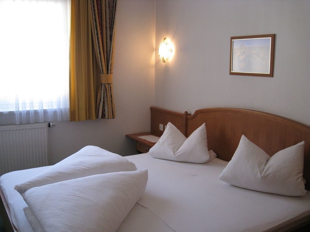 Apart Hotel Garni Strasser Zell am Ziller Zewnętrze zdjęcie