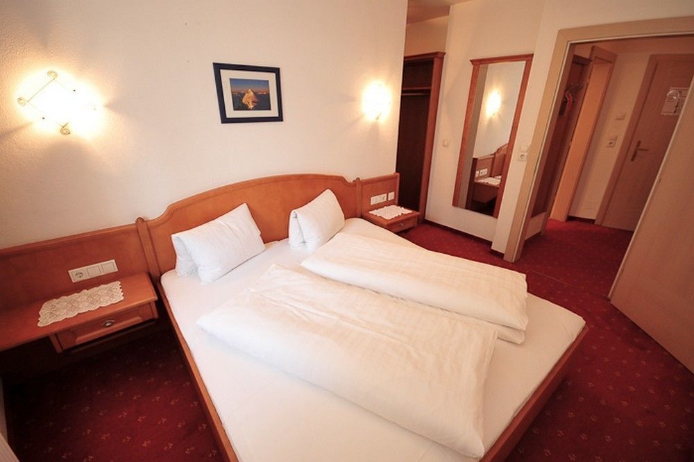 Apart Hotel Garni Strasser Zell am Ziller Zewnętrze zdjęcie
