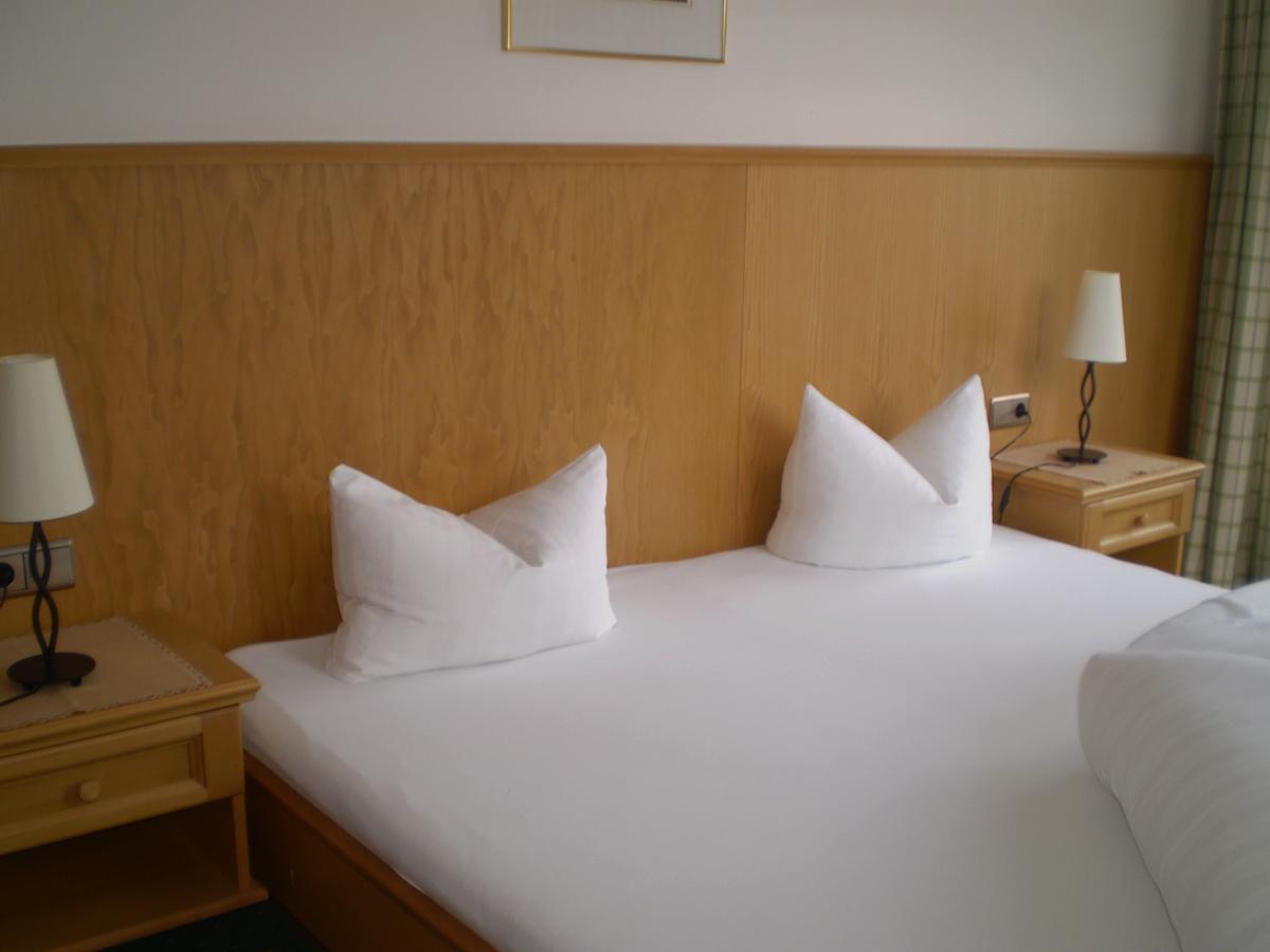 Apart Hotel Garni Strasser Zell am Ziller Zewnętrze zdjęcie